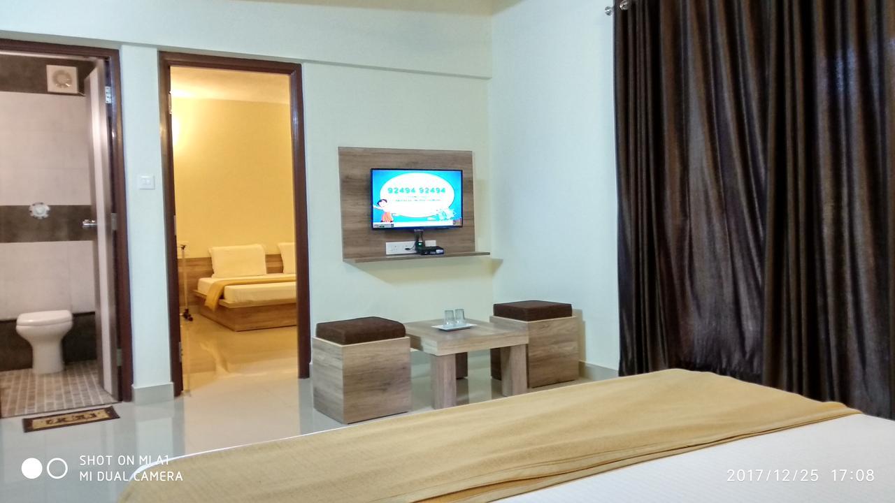 Shesha Kuteera Hotel Subrahmanya Luaran gambar